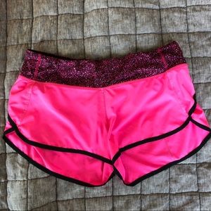 Lululemon Pink & Black Run Speed Shorts (8)